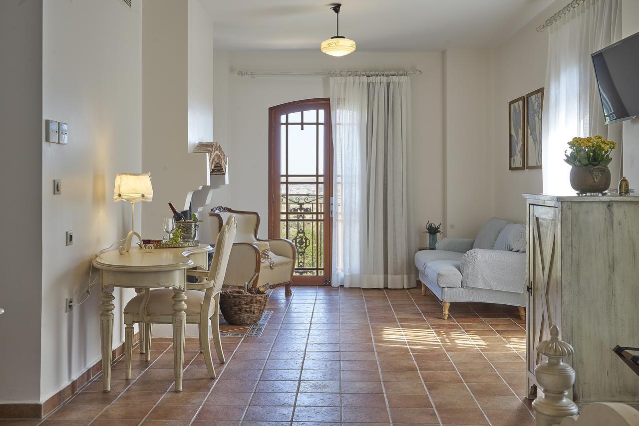 Villa Taraca Alacati Romantik Otel (Adults Only) المظهر الخارجي الصورة
